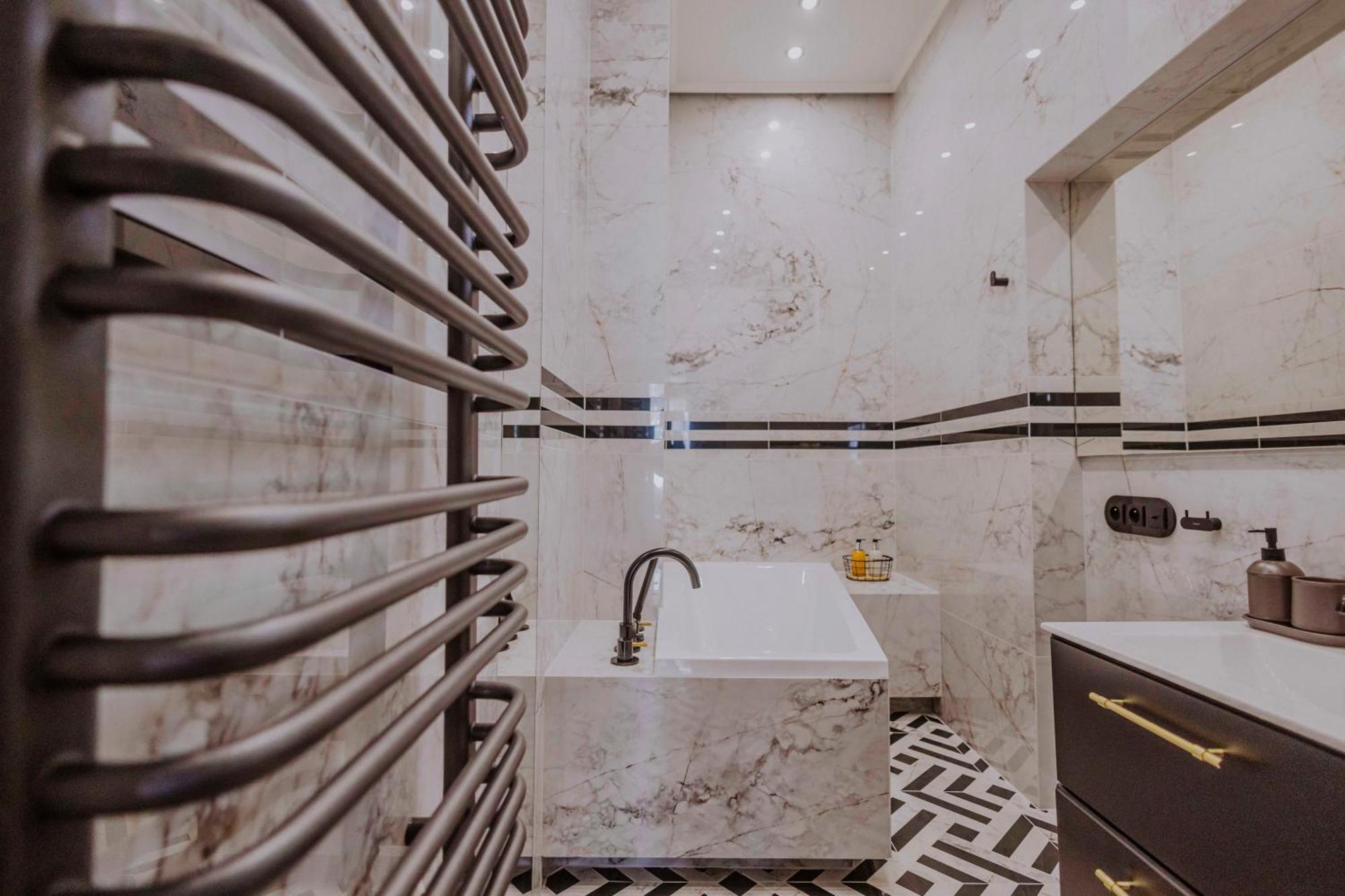 Crown Pearl - Wonderful Apartment, 110Scm, 4 Rooms Краків Екстер'єр фото
